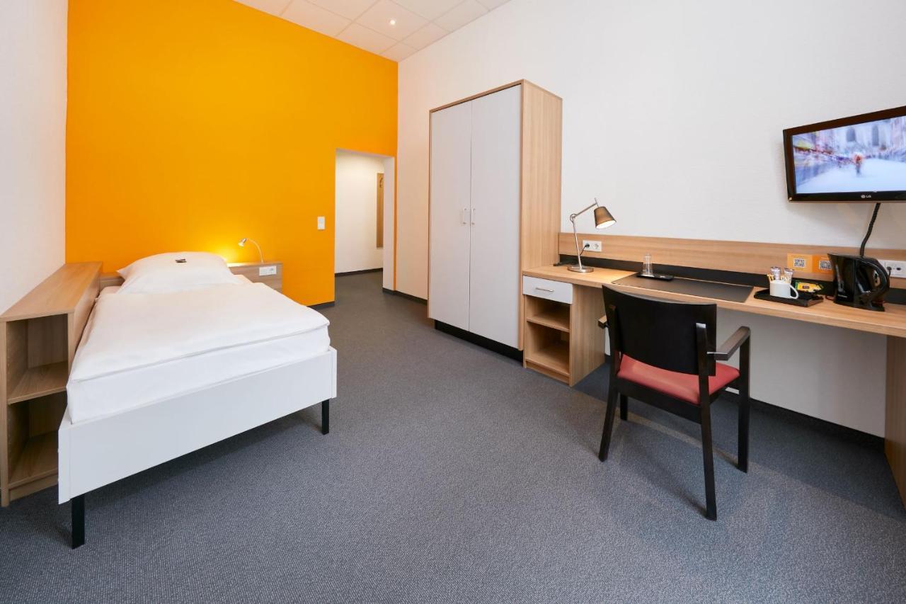 Standard Single Room,1019581543:JPEG