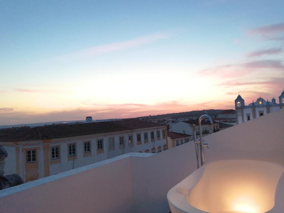 Studio Balcony
