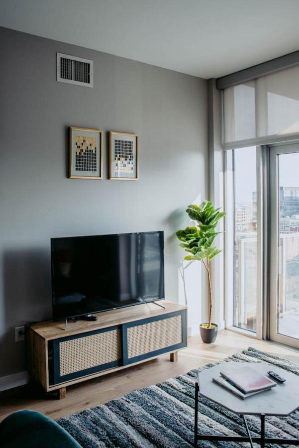 One-Bedroom Apartment Self Check Virtual Front Desk