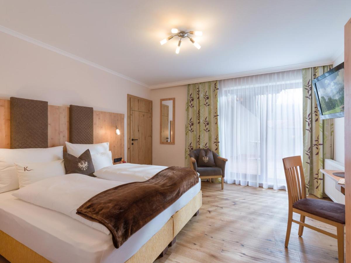 Standard Double Room,1416962214:JPEG