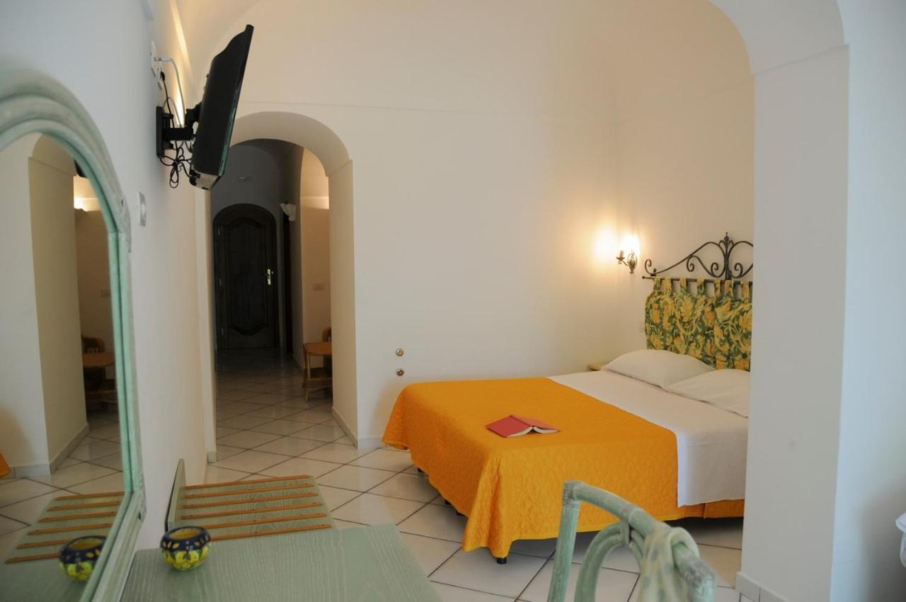 Superior Double or Twin Room Garden View