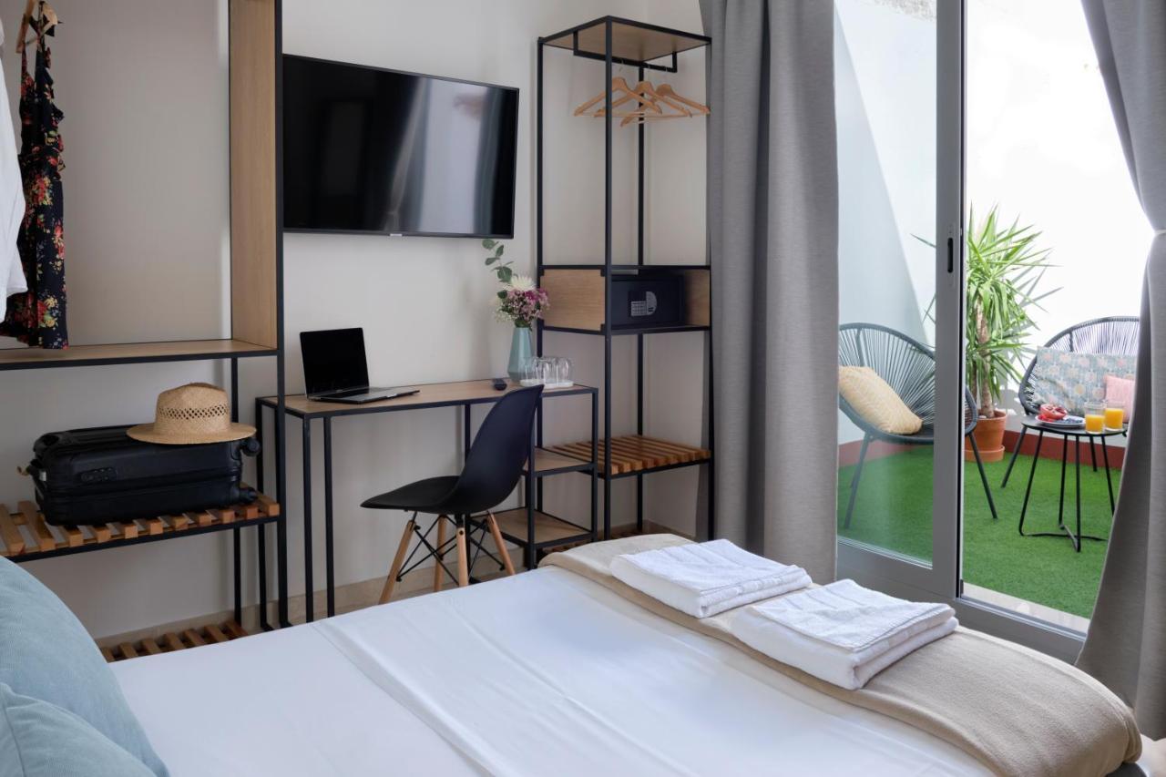 Quadruple Room Terrace