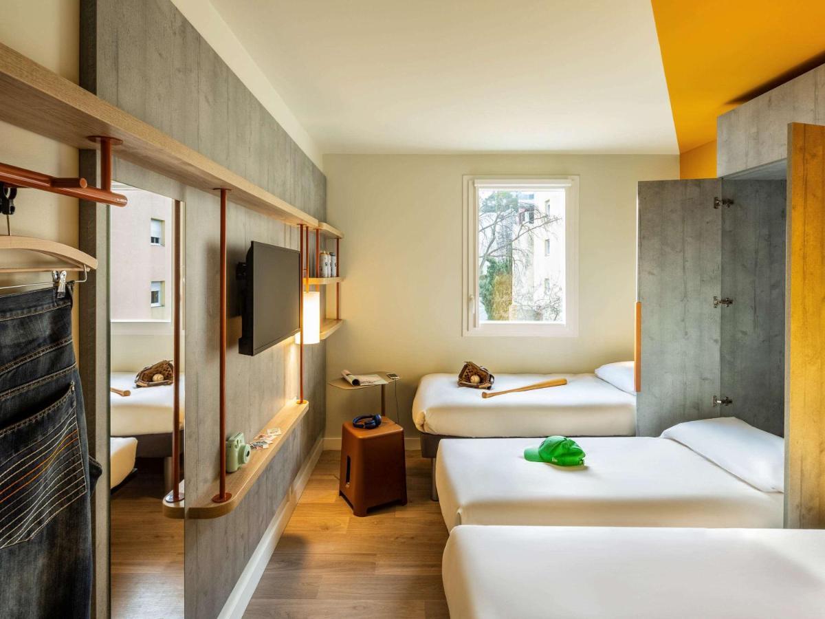 Triple Room,1705066328:JPEG