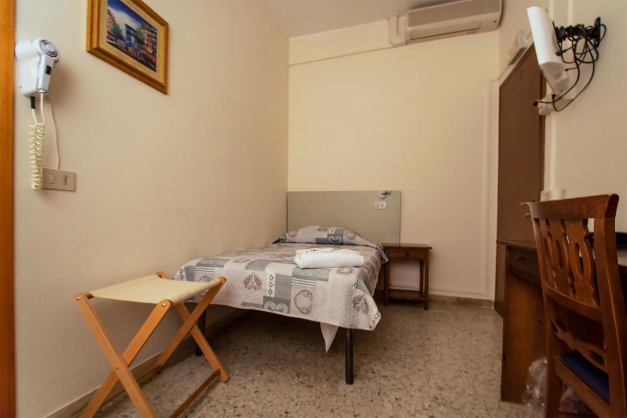 Standard Single Room,1606056192:JPEG