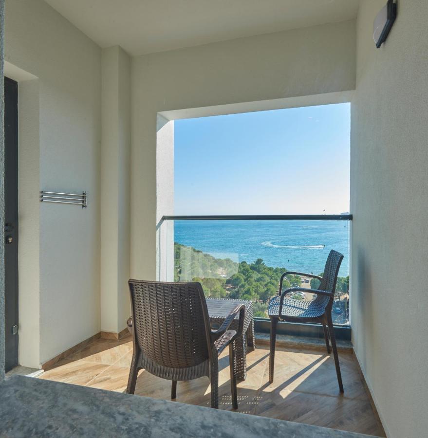 Family Room Sea View