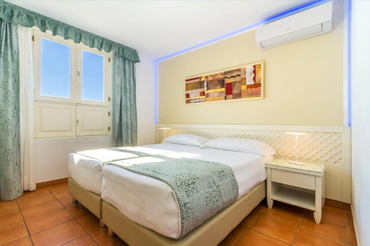 One-Bedroom Bungalow