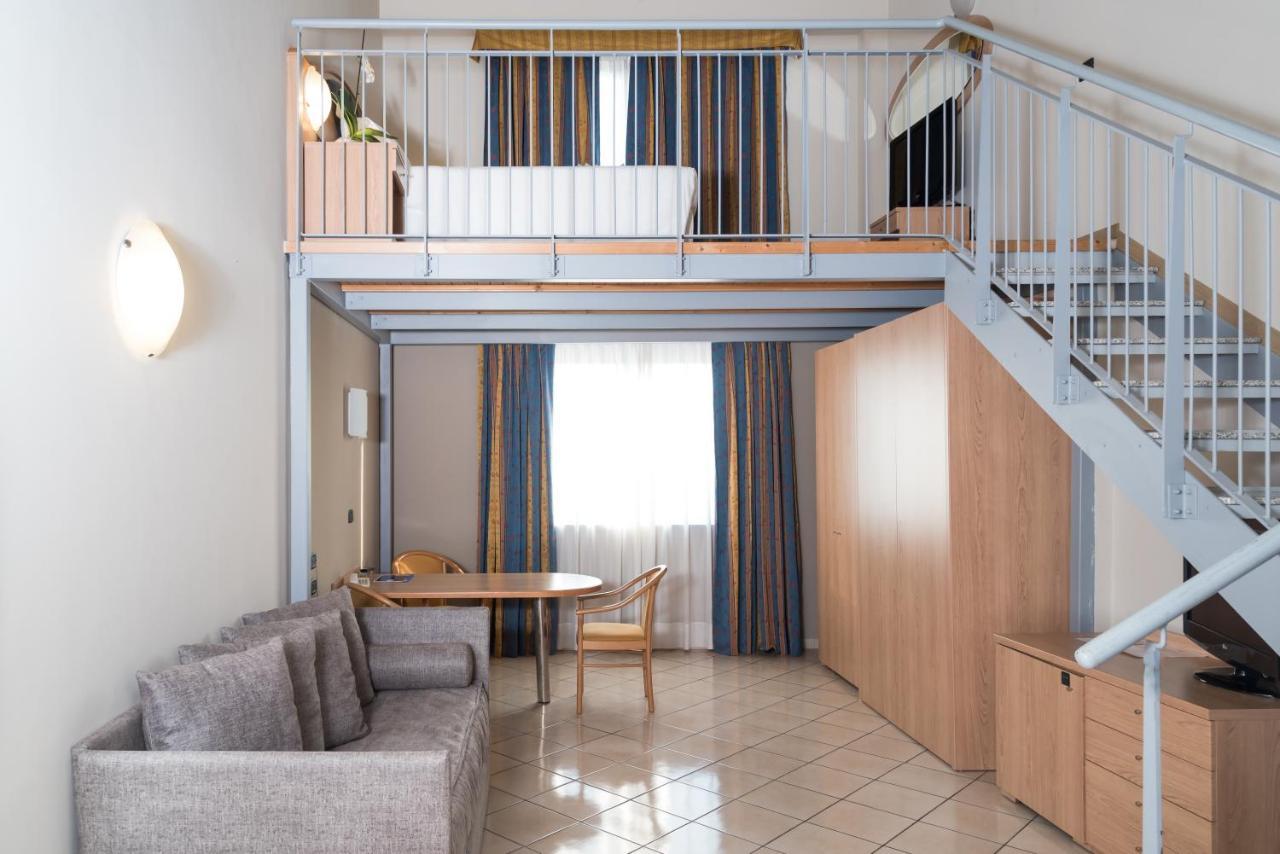 Junior Suite,1712989670:JPEG