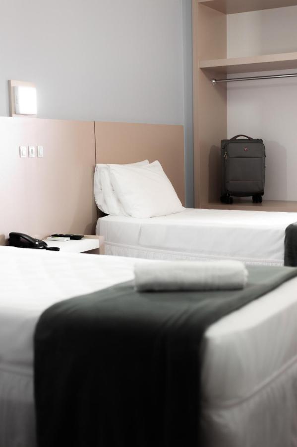 Standard Twin Room,1020339829:JPEG