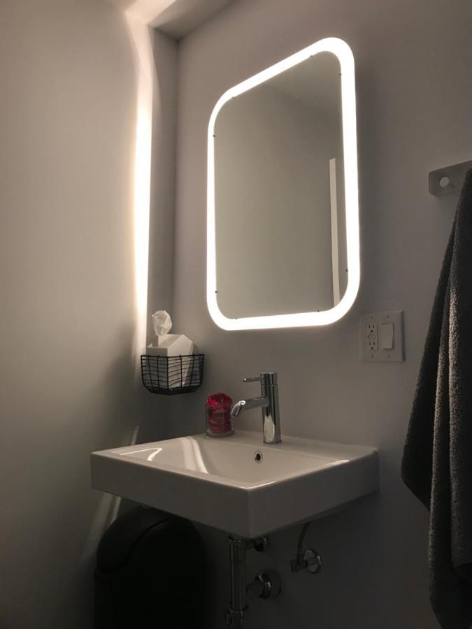 Twin Room,1567112921:JPEG