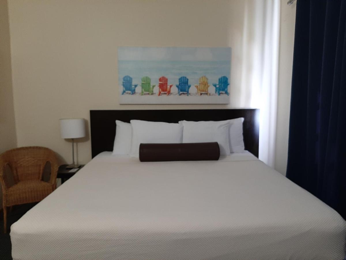 Standard King Room
