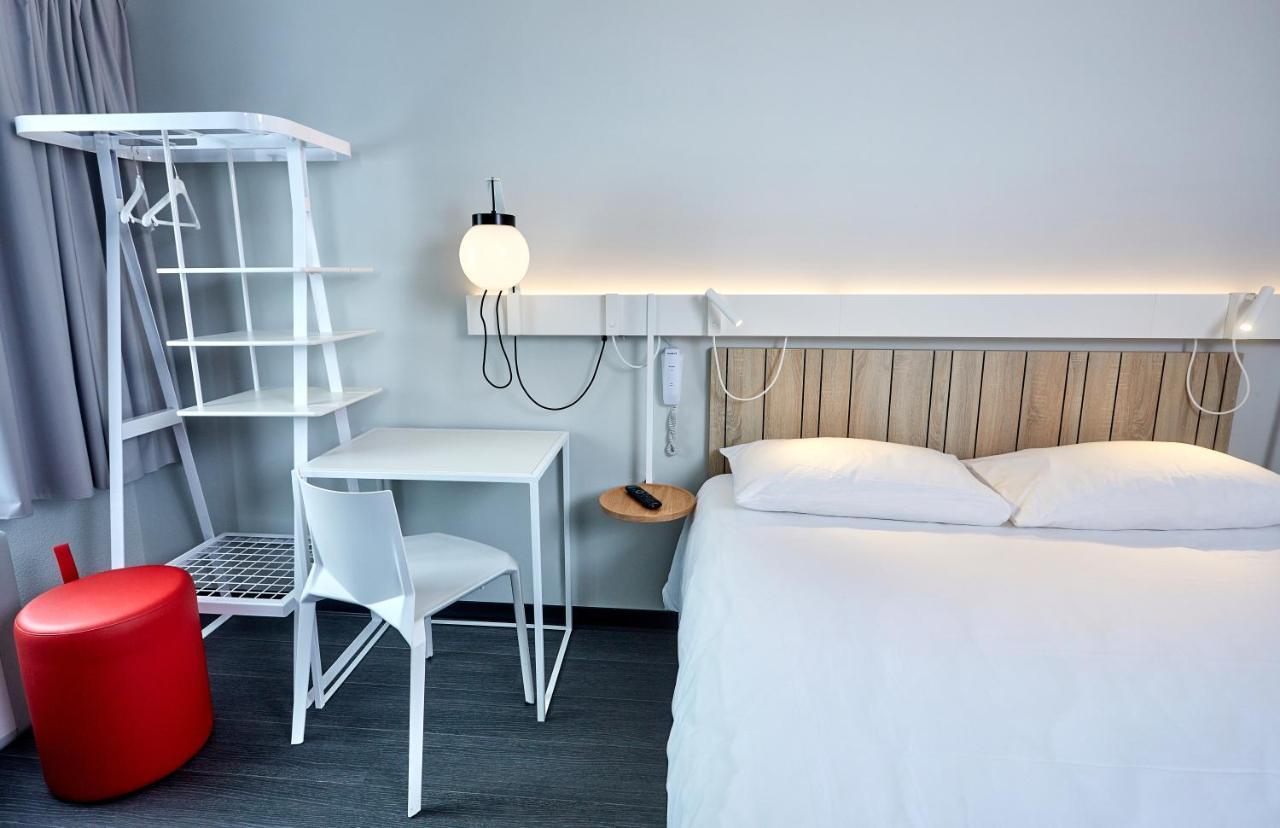 Standard Double Room,1021827502:JPEG