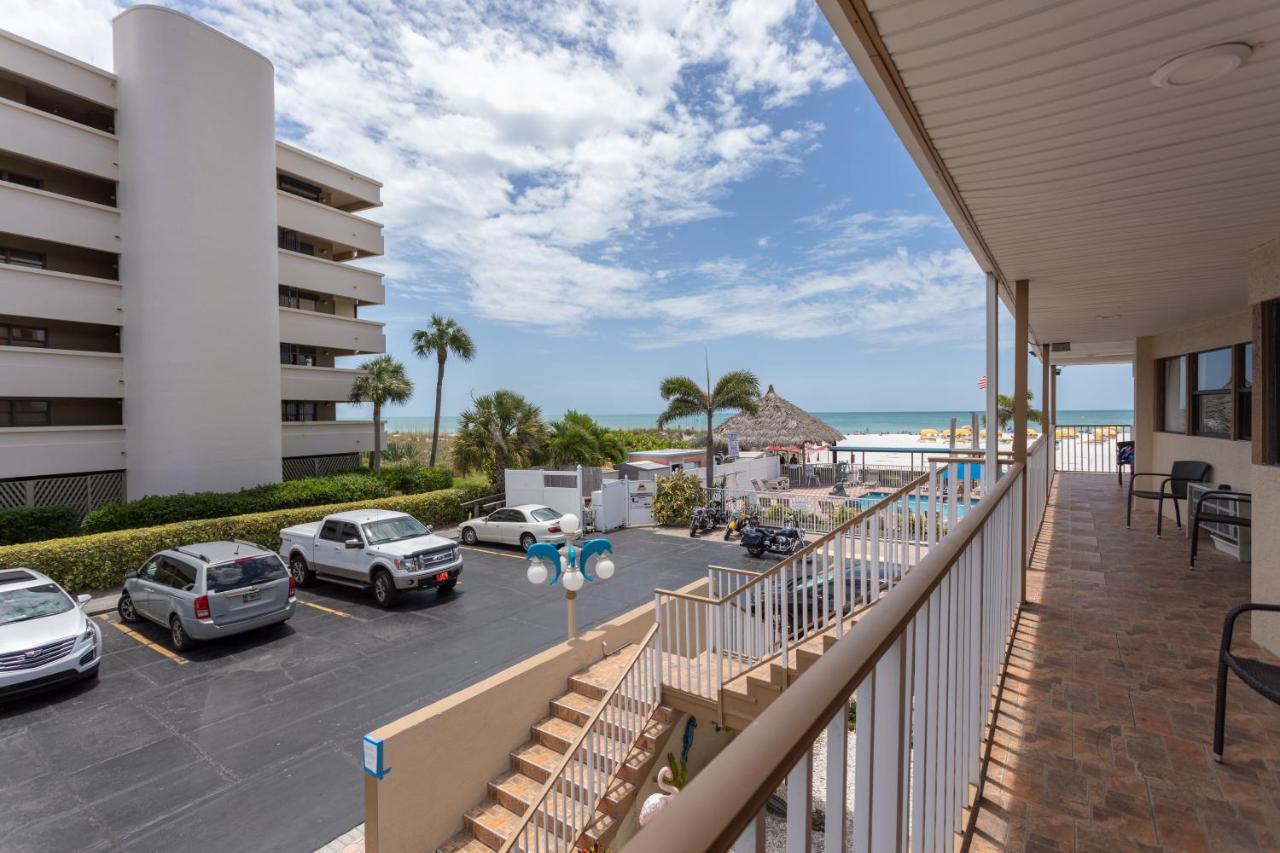 Superior Gulf View Suite 2 Queen Beds 1 Sofa Bed
