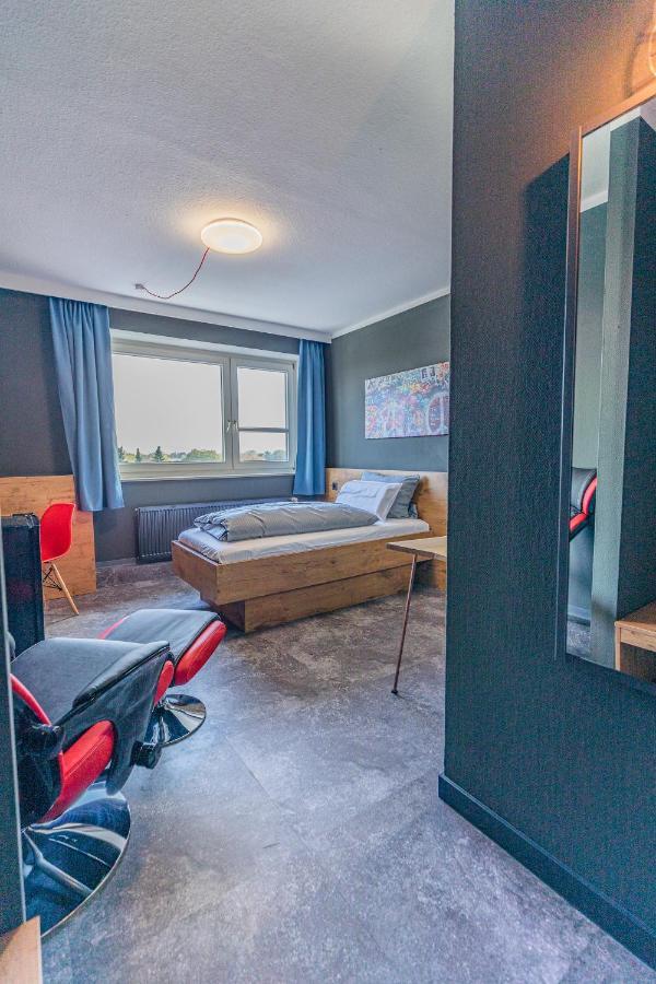 Deluxe Single Room,1023801451:JPEG