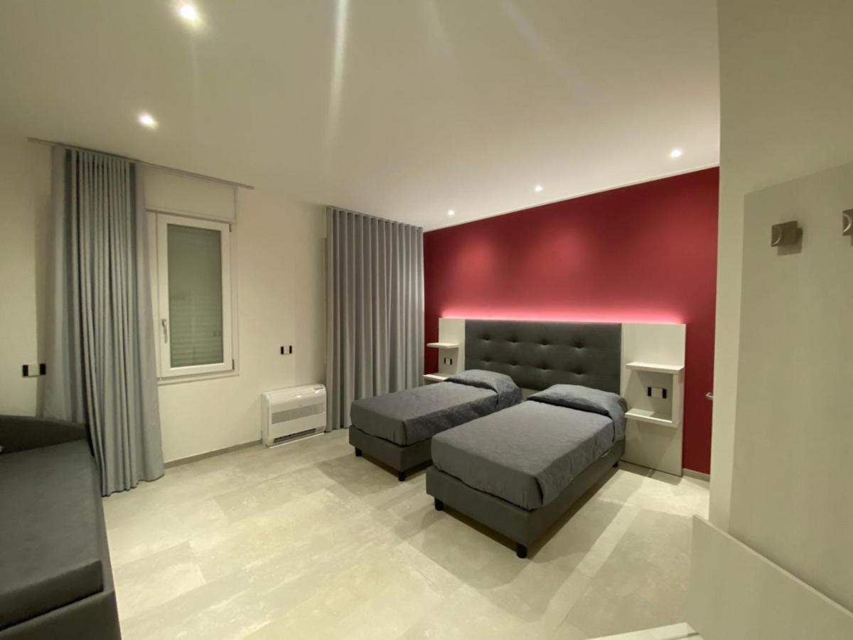 Quadruple Room Private Bathroom
