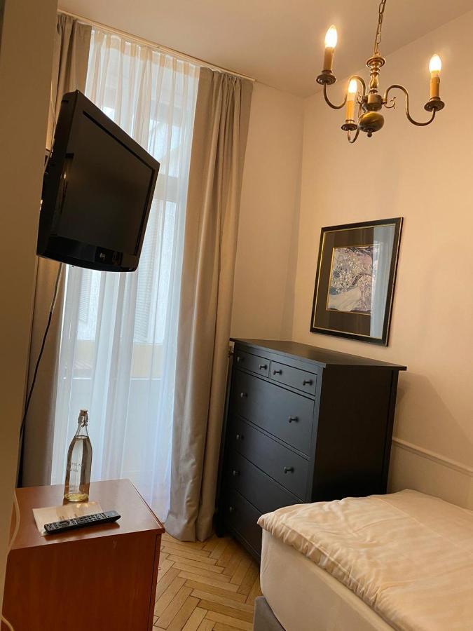 Superior Single Room,1022581174:JPEG