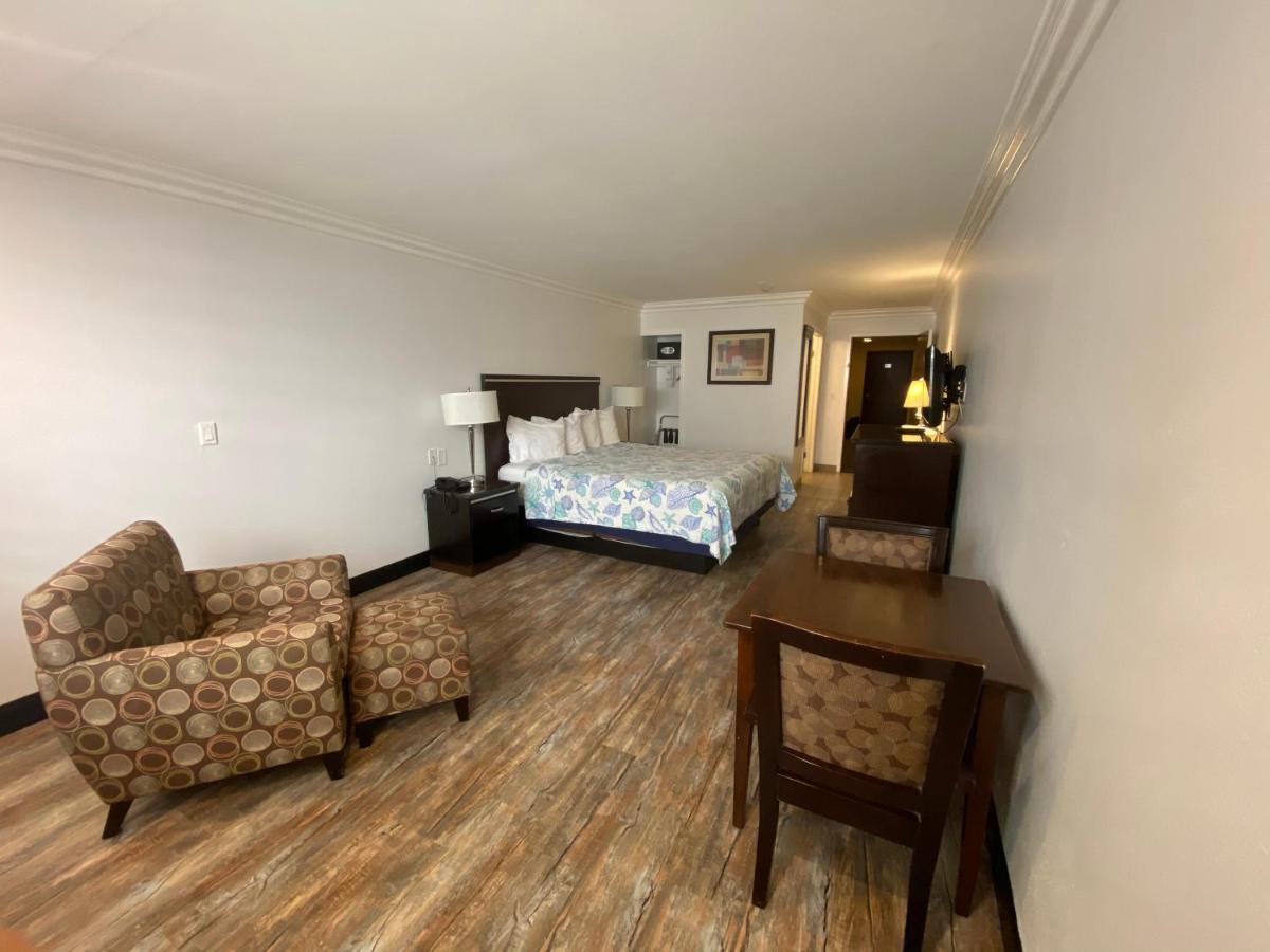 Economy Room with King Bed