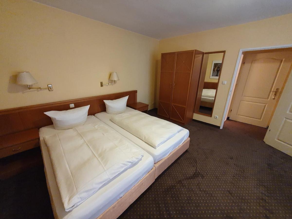 Double Room,1023966862:JPEG