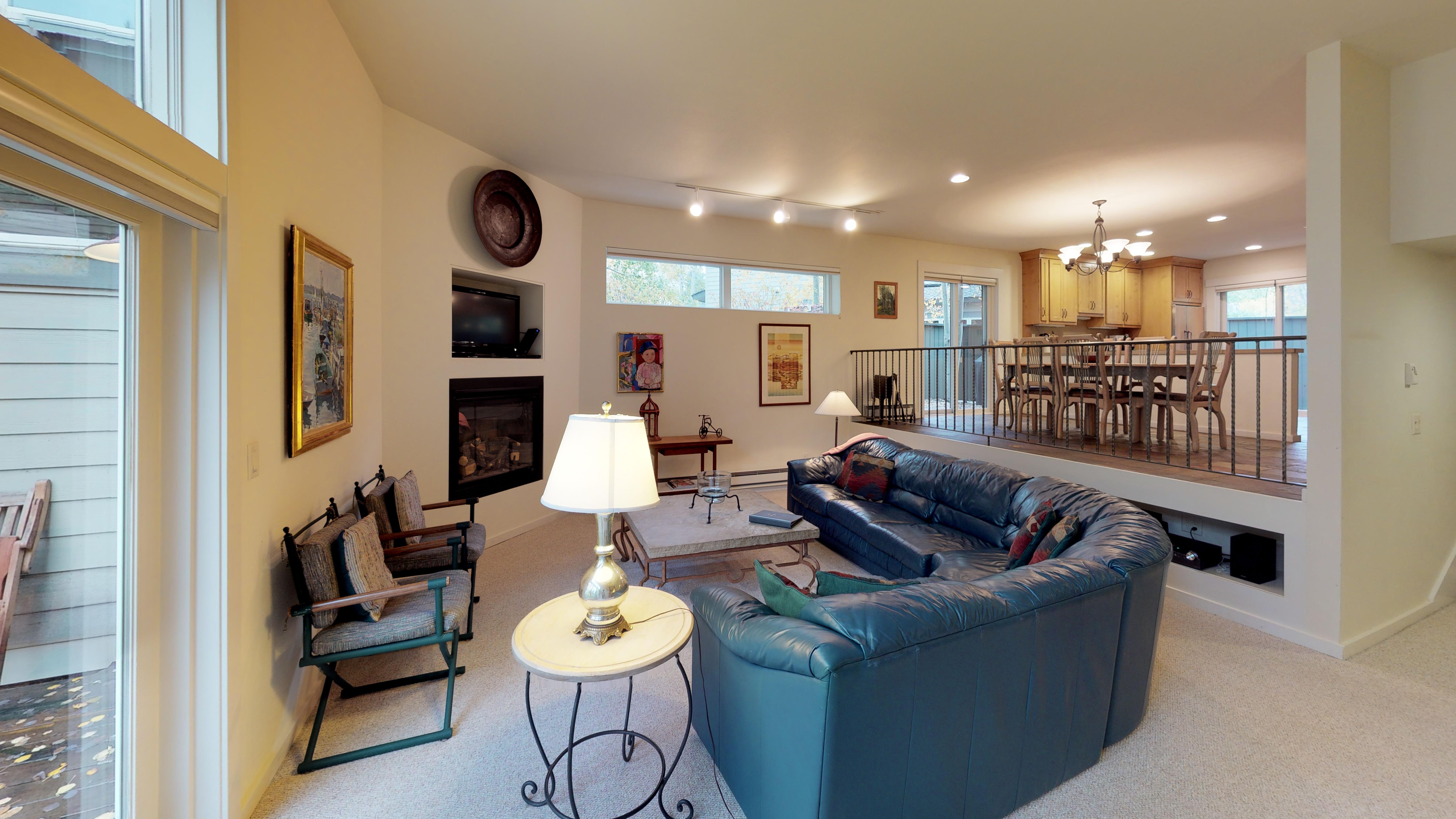 Two-Bedroom Apartment,1024028771:JPEG