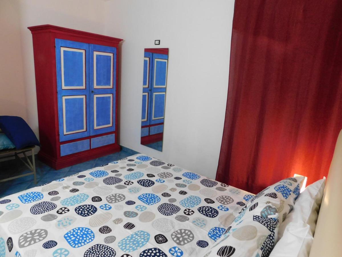 One-Bedroom Apartment,1024383784:JPEG
