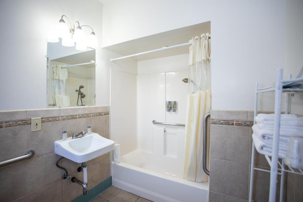 ADA Queen Room