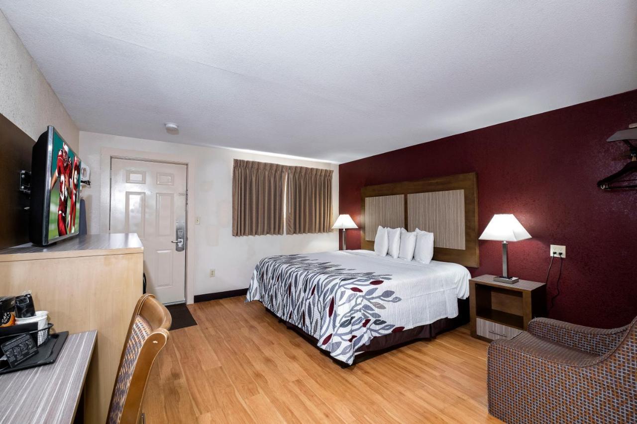 Superior King Room Larger Room Smoke