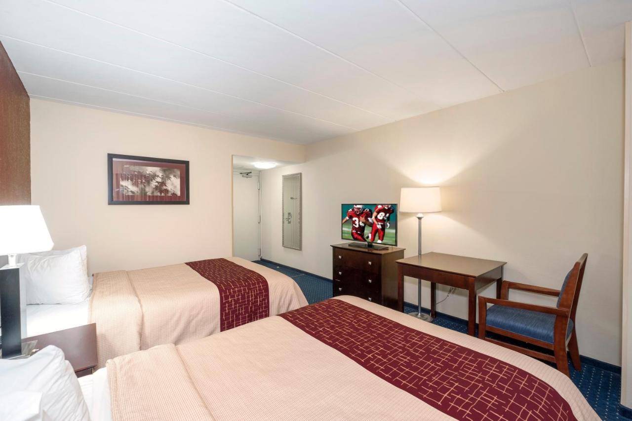 Deluxe 2 Full Beds Non-Smoking