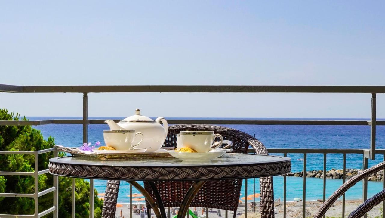 Standard Double Room Balcony Partial Sea View
