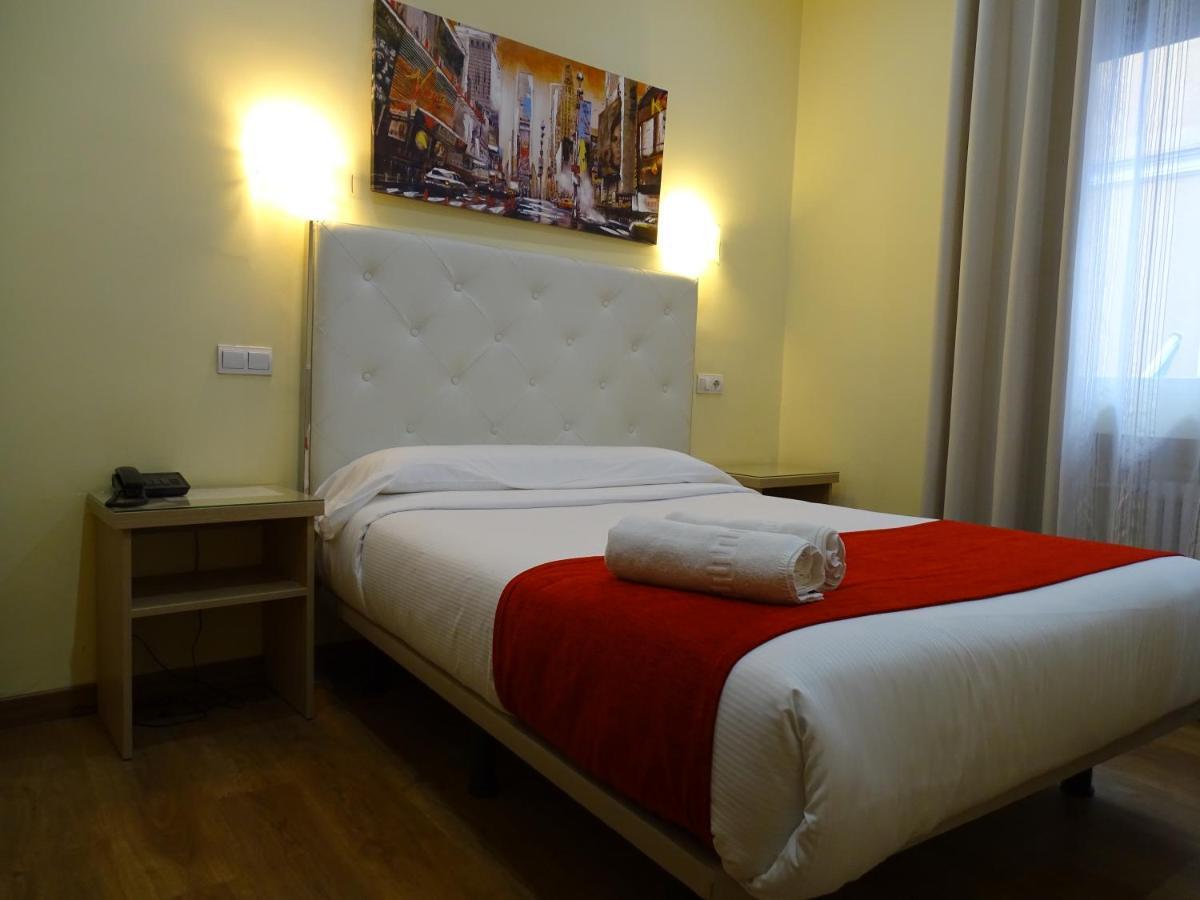 Single Room,1536704188:JPEG