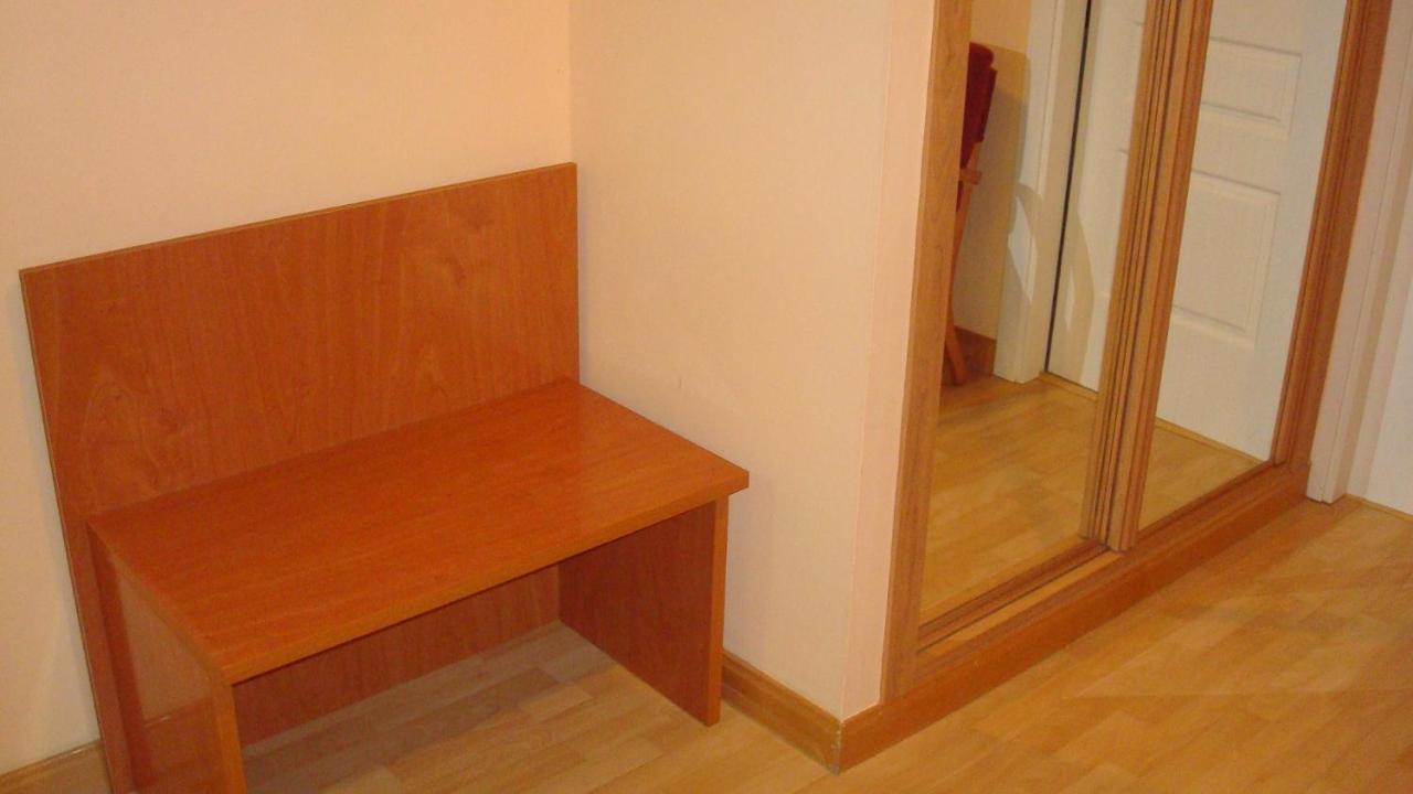 Single Room,692783451:JPEG