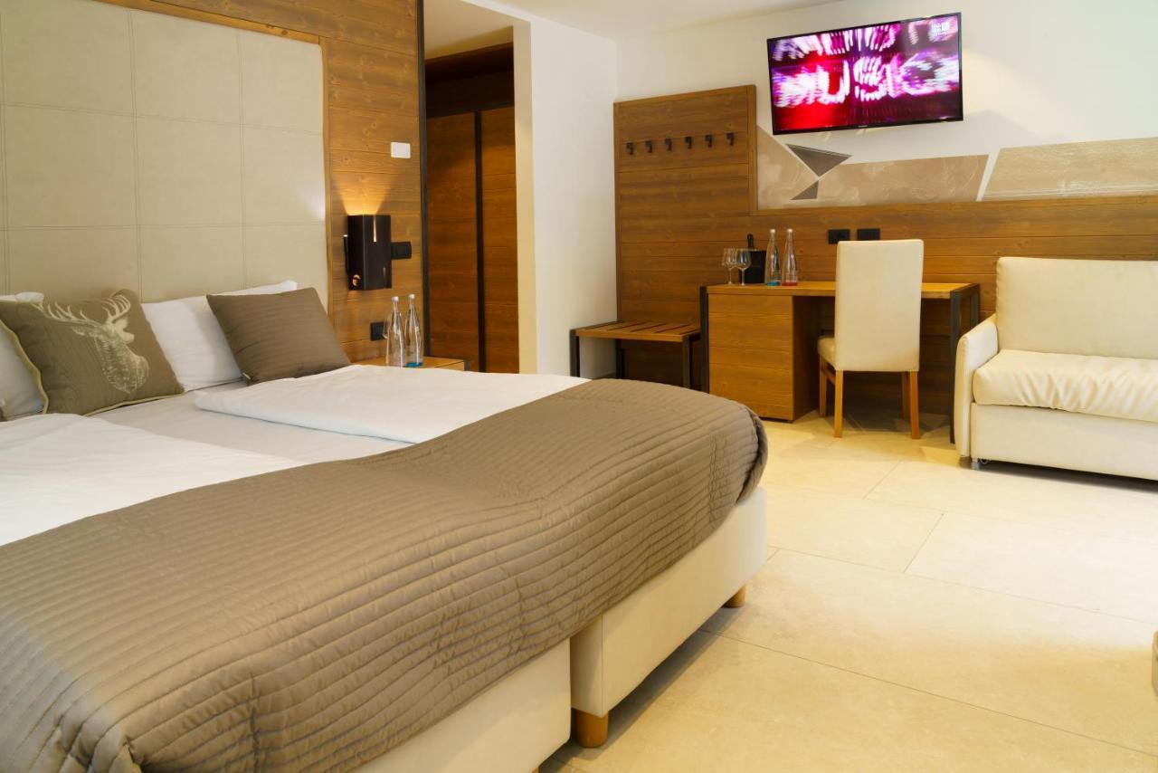 Deluxe Room,1088464087:JPEG