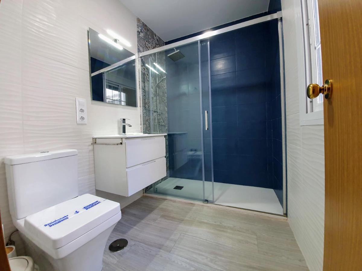 Budget Double Room,918407068:JPEG