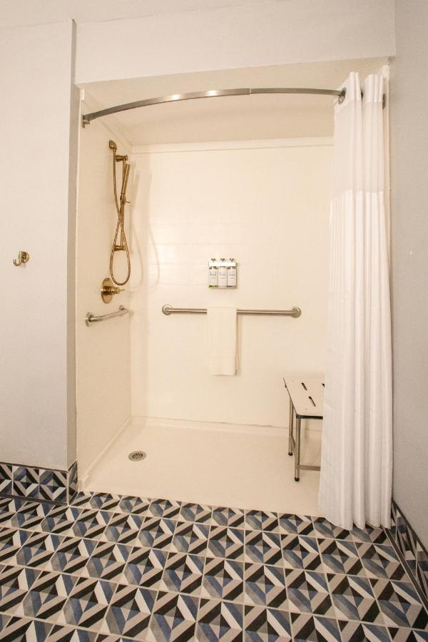 Queen Room Disability Access
