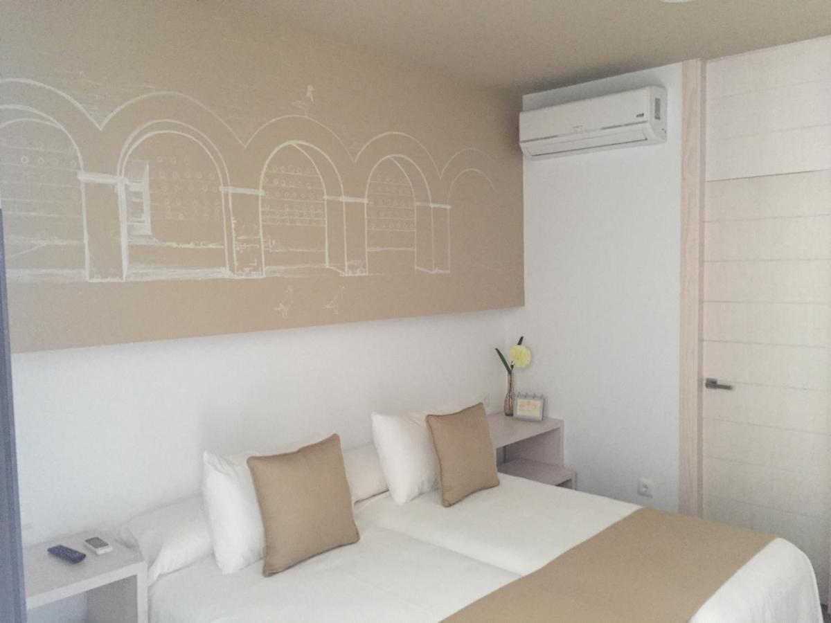 Economy Double or Twin Room