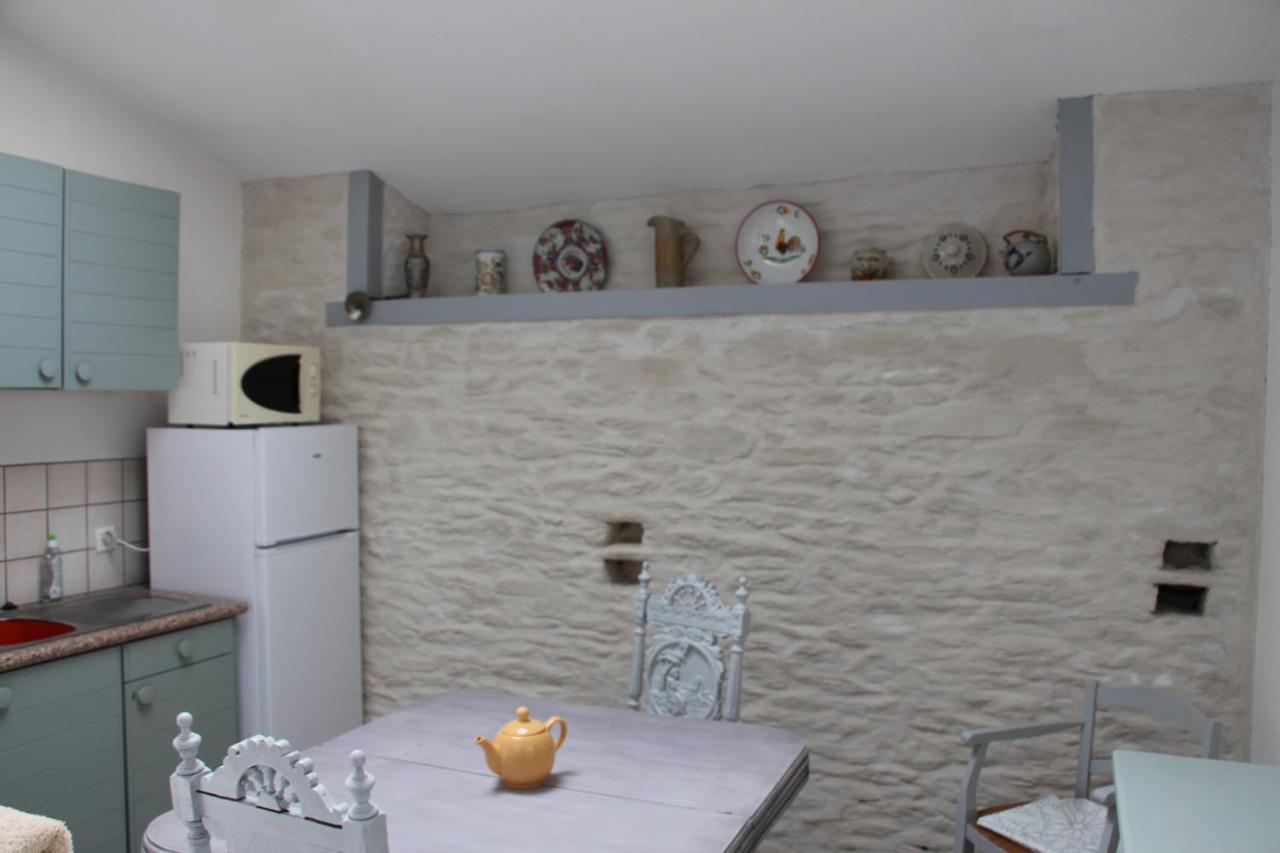 Studio Split Level