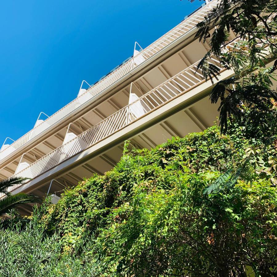 Double or Twin Room Garden View