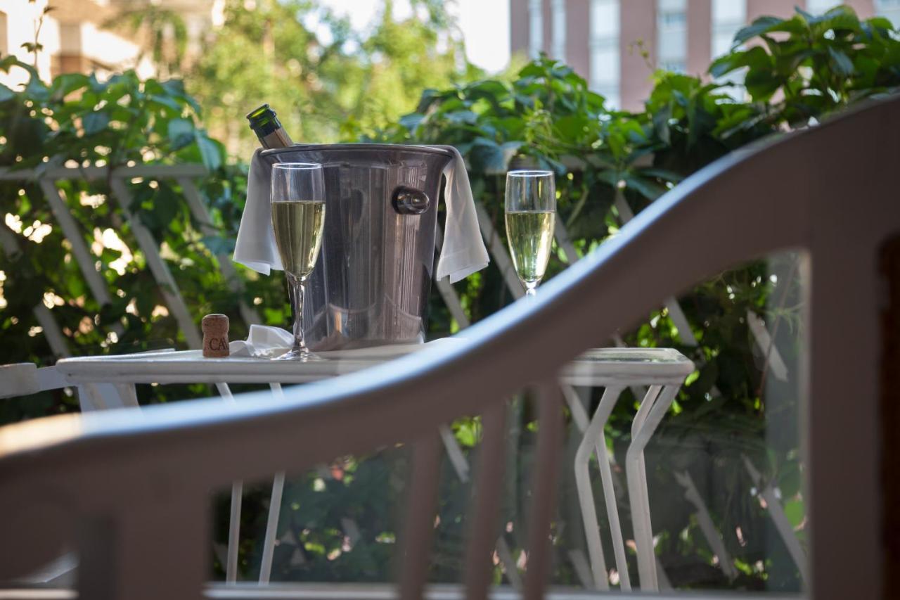 Double or Twin Room Garden View