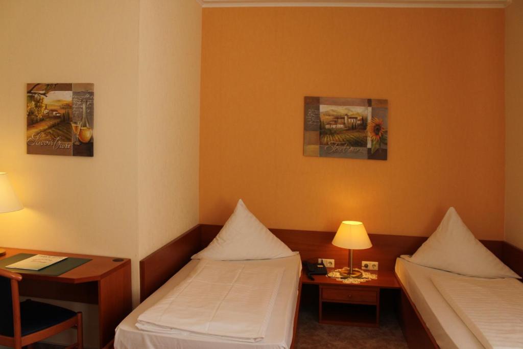 Zweibettzimmer