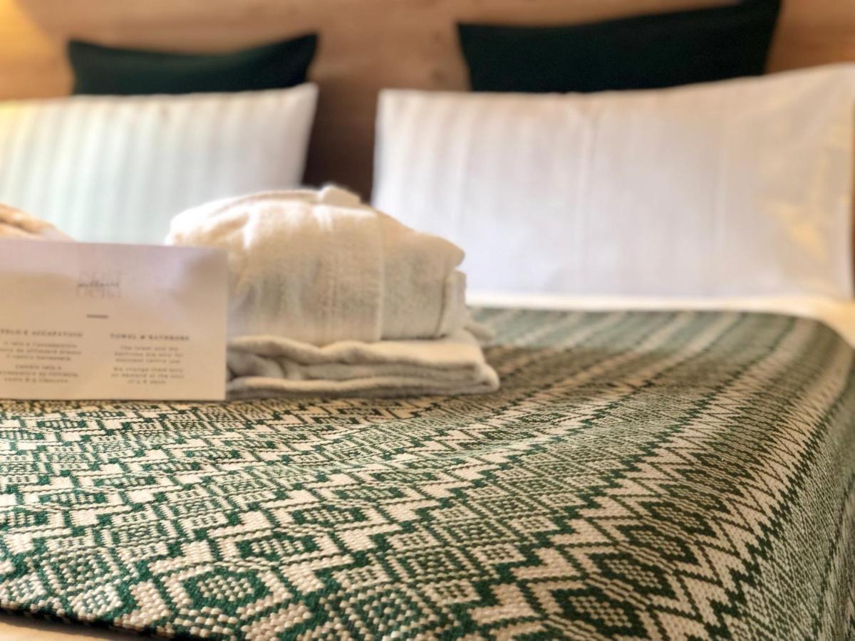 Comfort Room,780932700:JPEG