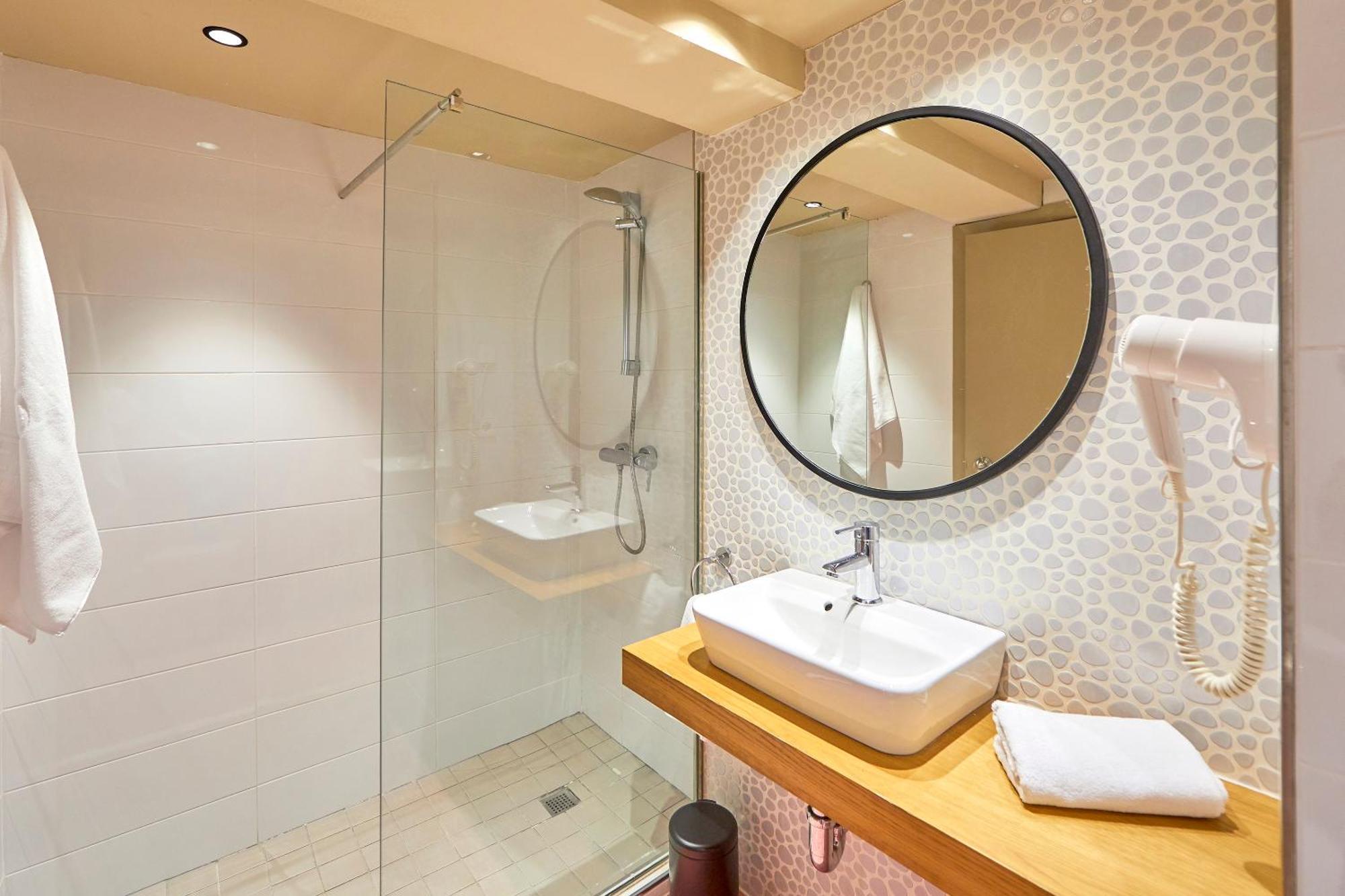 XL Room (2 Adults + 2 Children) - Unlimited Brunch,1620202956:JPEG