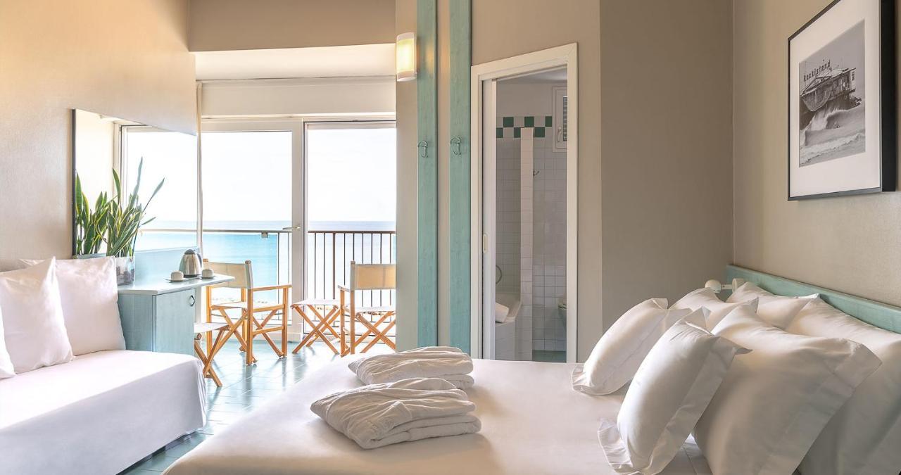 Superior Double Room Front Sea View