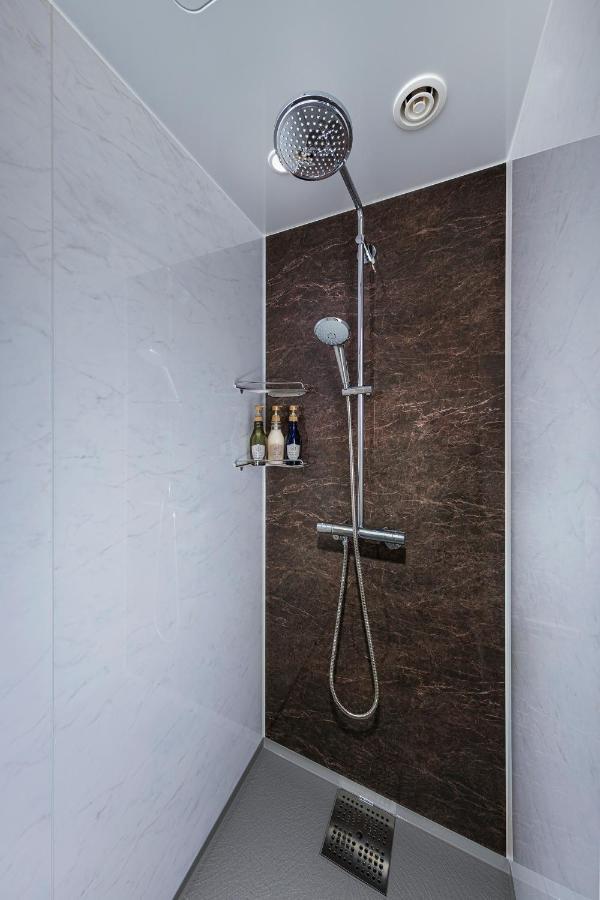 Deluxe Twin Room 30sqm Shower Booth Sofa Bed Non-Smoking,1031386855:JPEG