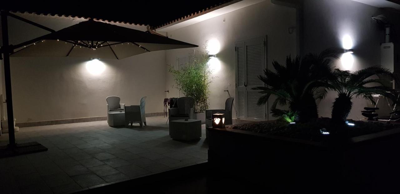 King Room Garden View
