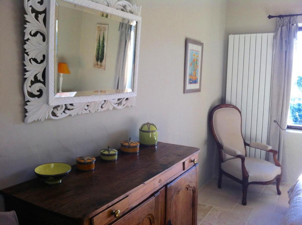Deluxe Double Room Shower,1032372461:JPEG