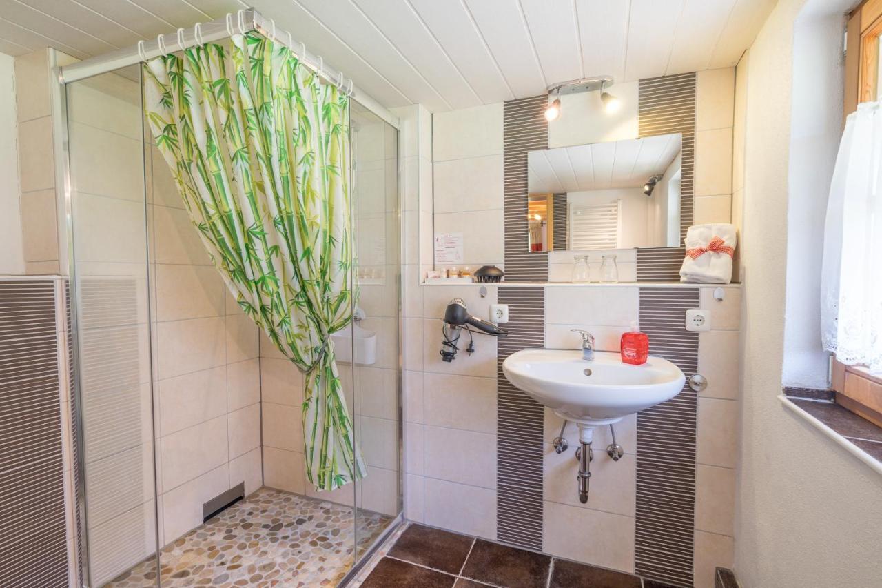 Double Room Private Bathroom