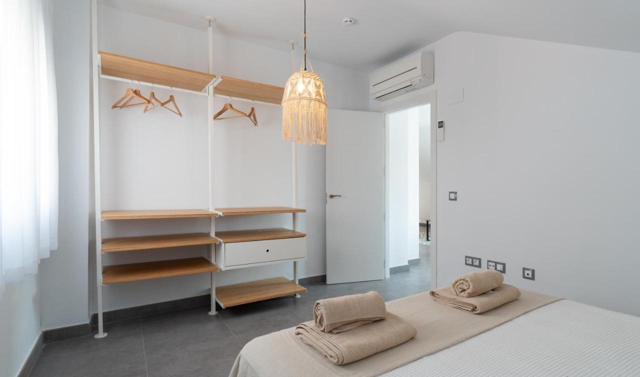 One-Bedroom Penthouse Apartment Sea View