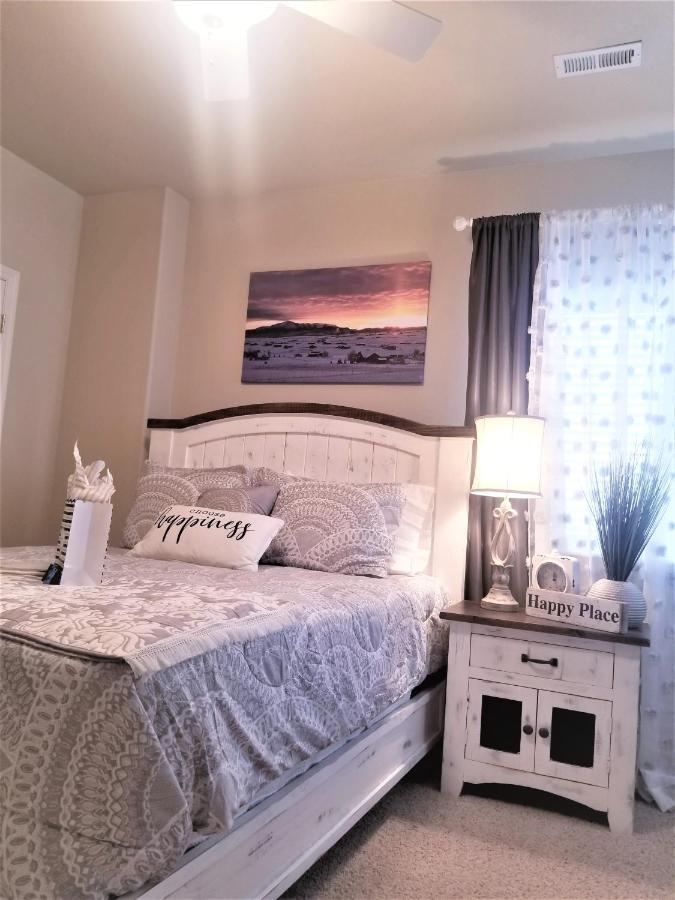 Deluxe Queen Suite