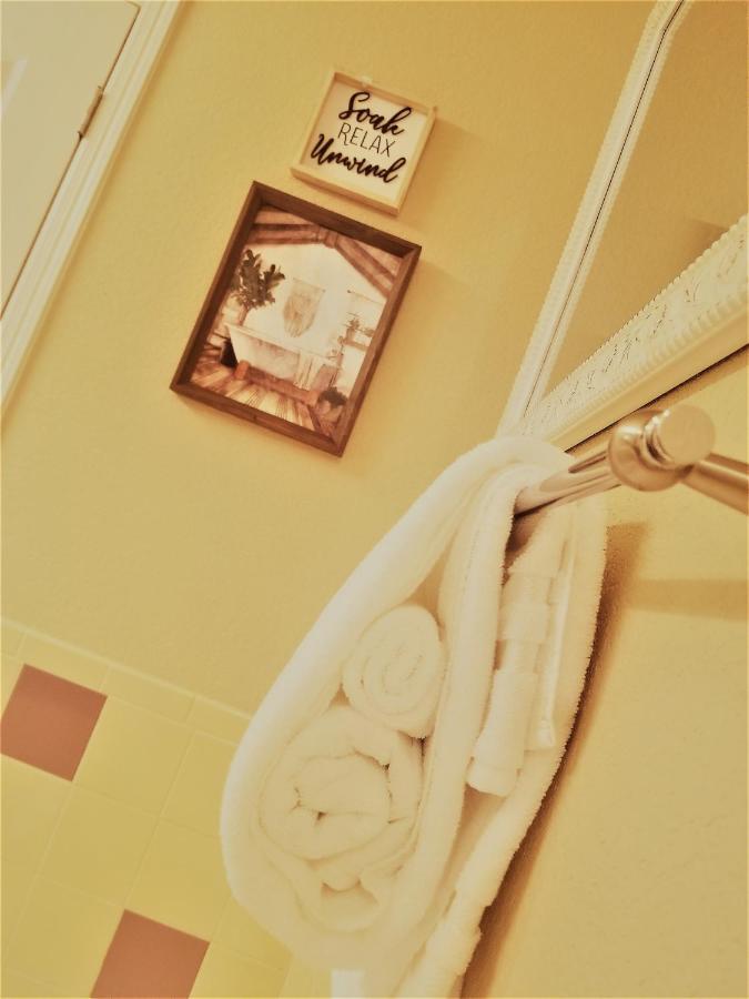 Deluxe Queen Suite