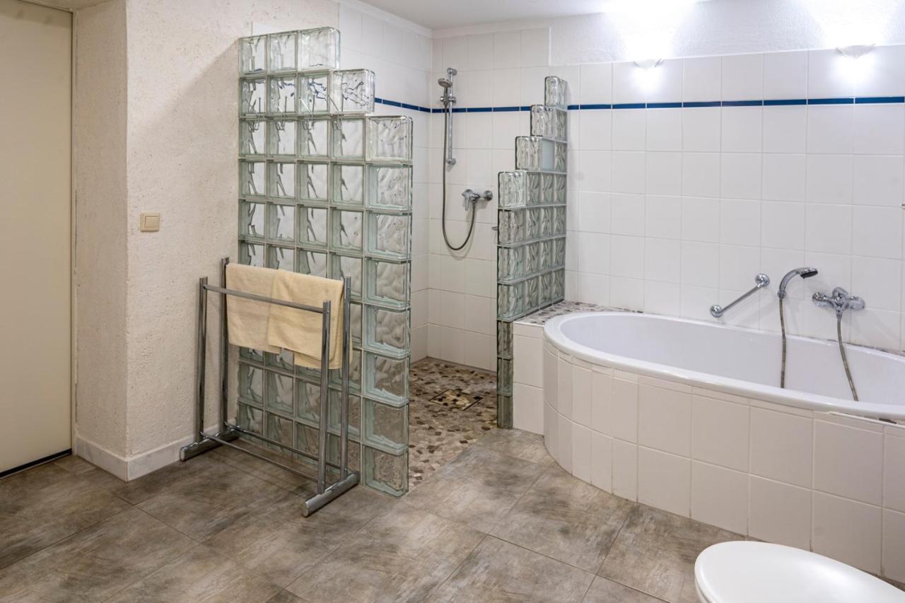 Two-Bedroom Suite,1032828461:JPEG