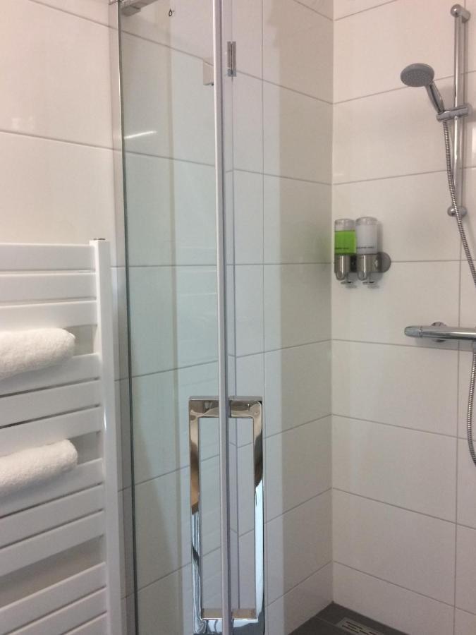 Twin Room Private Bathroom