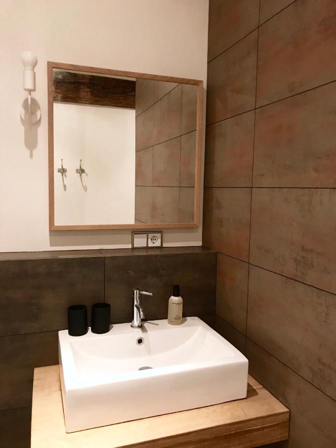 Double or Twin Room Bathroom,1033129745:JPEG
